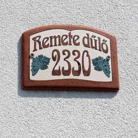 Remete-Lak Hotel Villány Exterior photo